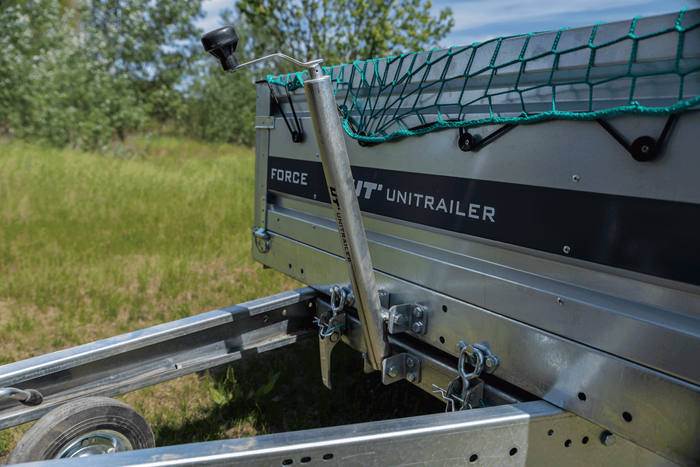 UNITRAILER Kurbelheber mit Halterungen für Anhänger (500–865 mm)